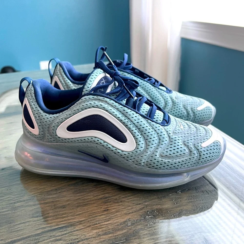 Nike Air Max 720 πββοΈ - Picture 1 of 8